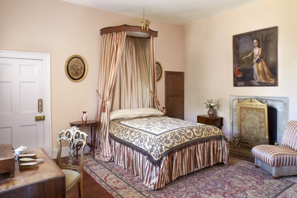 Chenies Manor House interior pink bedroom