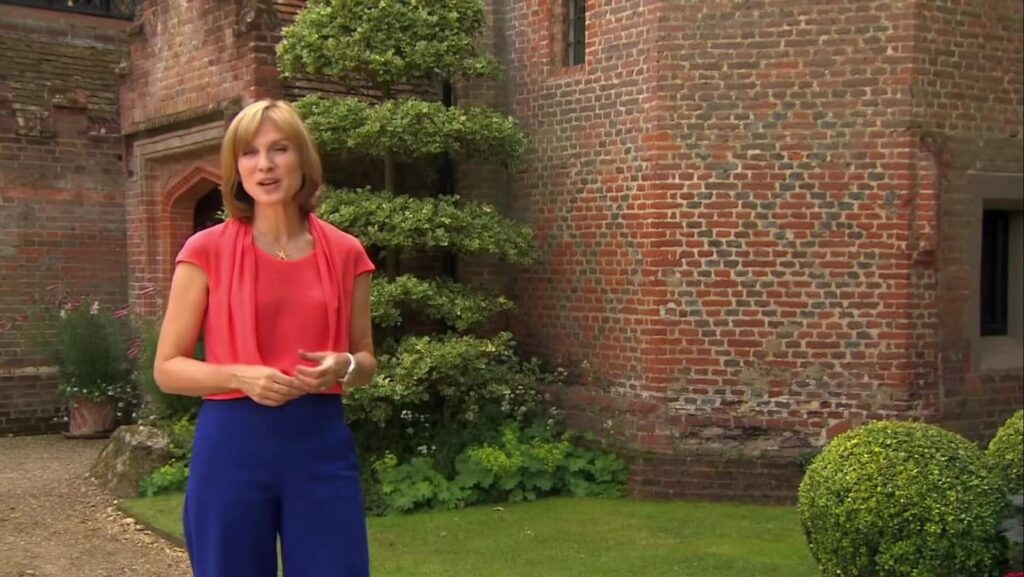 Antiques Roadshow with Fiona Bruce at Chenies Manor